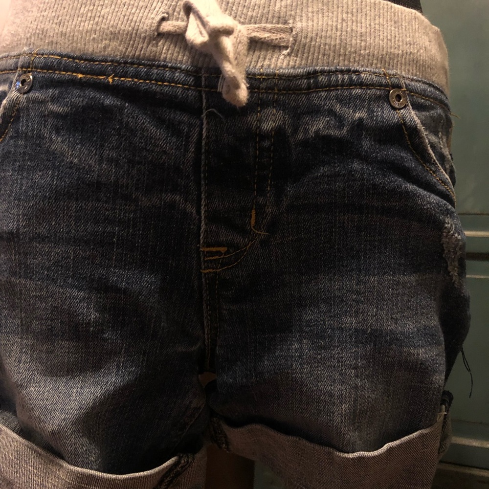 Stretchable Jean shorts